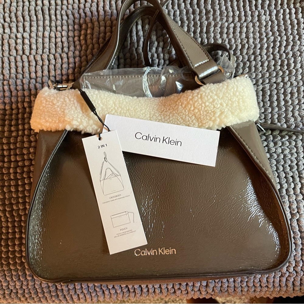 Calvin Klein Crossbody Bag with pouch included